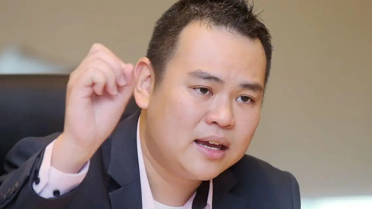 DAP MP Dismisses PAS Youth's Push for Anwar to Quit Over KWAP Fishing Fund Losses