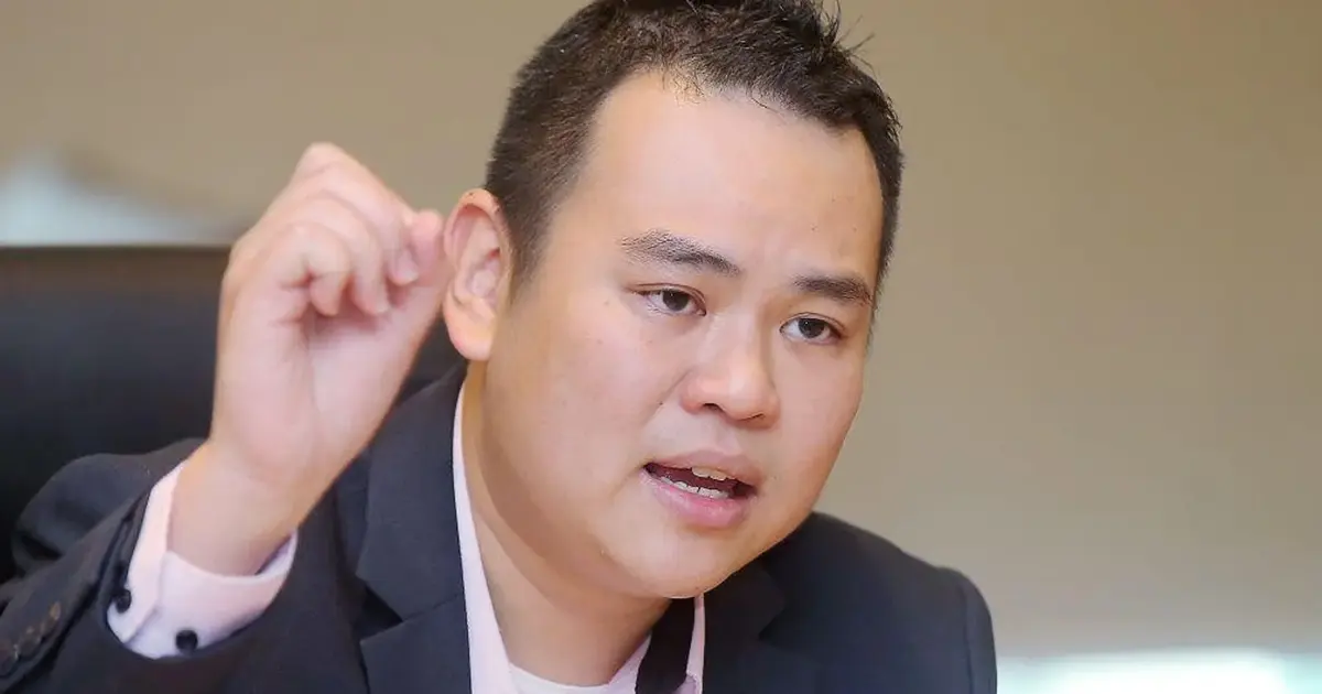 DAP MP Dismisses PAS Youth's Push for Anwar to Quit Over KWAP Fishing Fund Losses