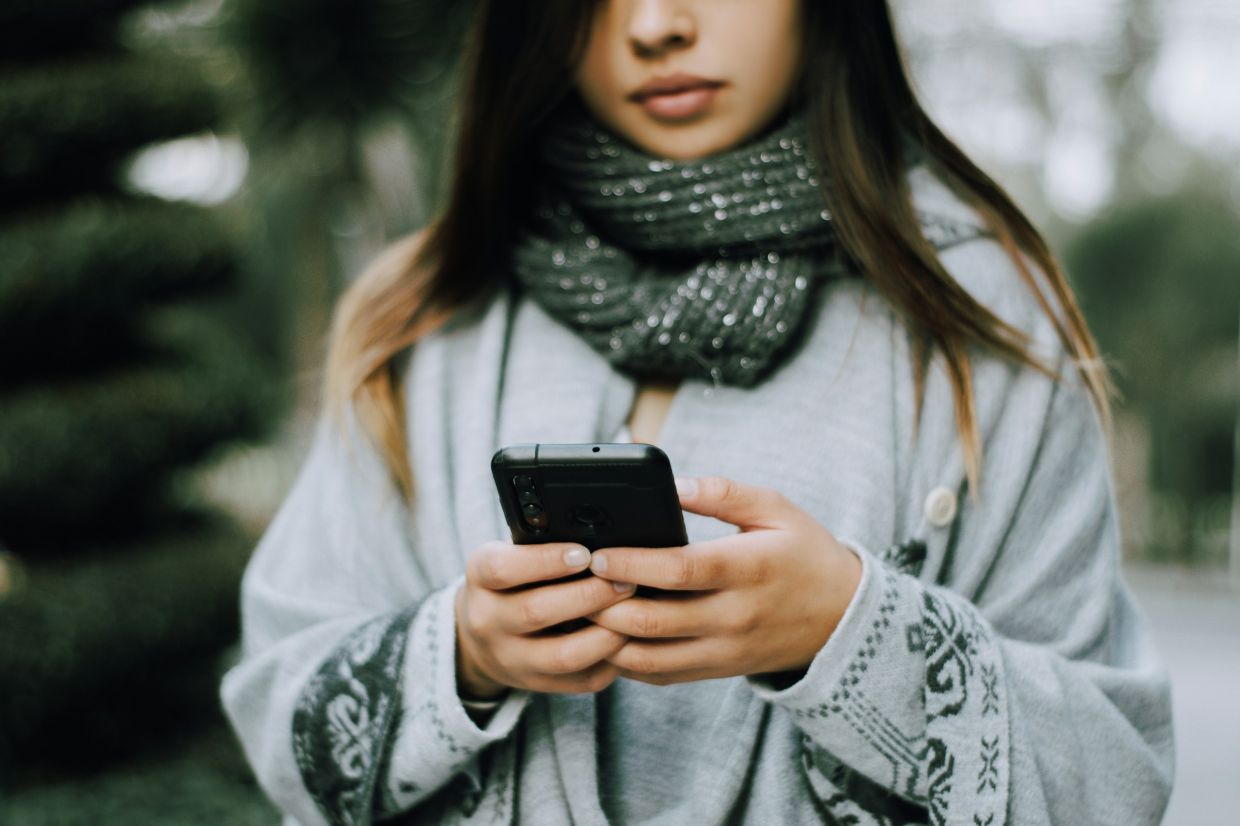 The Global Romance Scam Crisis: How Criminals Use AI to Exploit Lonely Hearts Worldwide