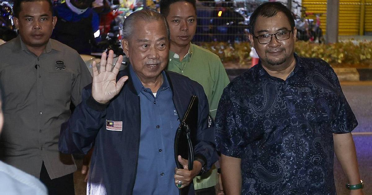 PN Emergency Meeting Sidesteps Bersatu Membership Question
