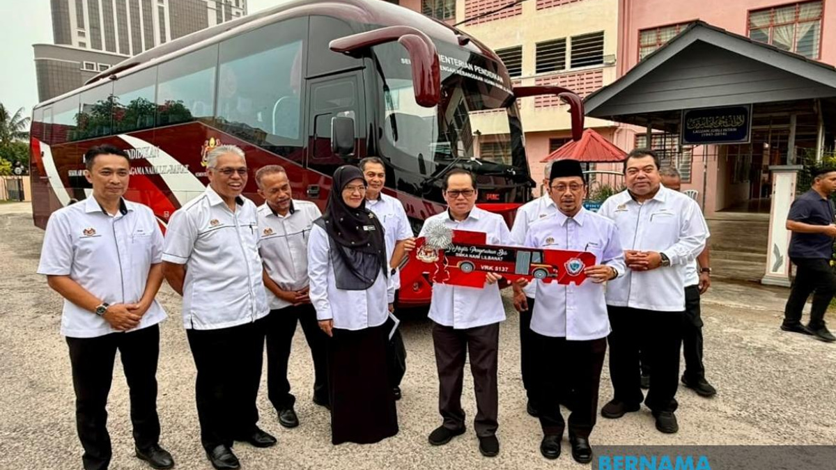 Malaysia's 2026 SPM Exam Schedule Set for Evening Release After Minister Approval