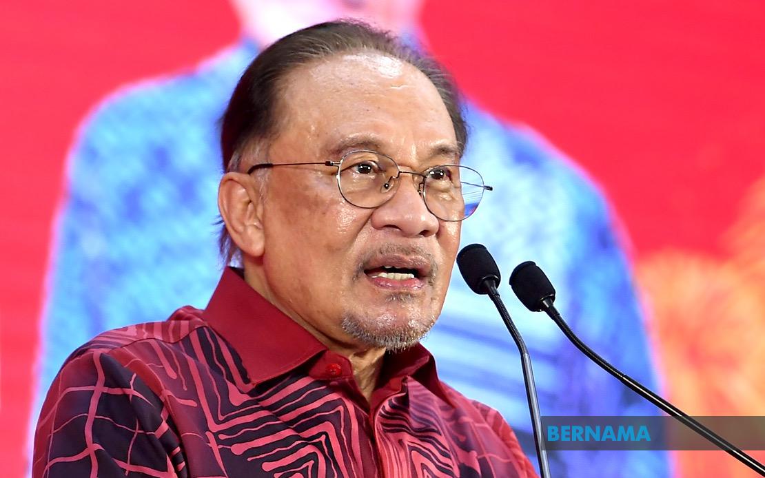 PM Anwar Retains Strong Public Support with 52% Approval Rating, Merdeka Center Finds