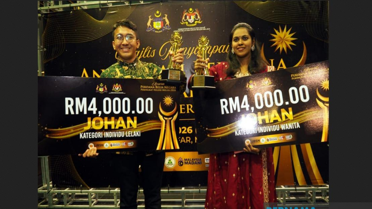 Syariah Lawyer and Teacher Recognised for Youth Leadership in Melaka Awards