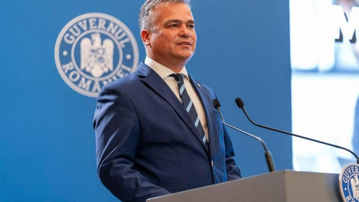 Romanian PM-Designate Presents Cabinet Lineup to Parliament