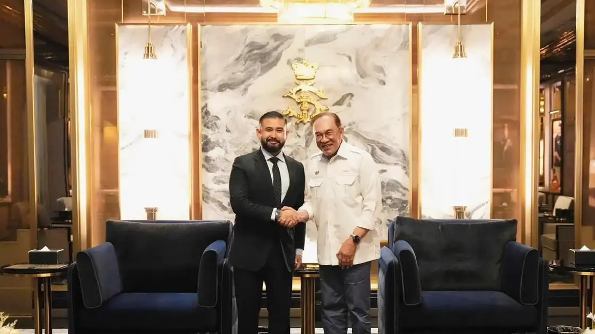 Anwar and Johor Regent Affirm Commitment to Harmonious State-Federal Relations