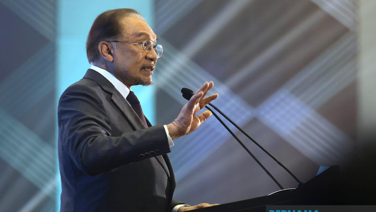 Anwar Calls For Unified National Strategy Against Evolving Security Threats