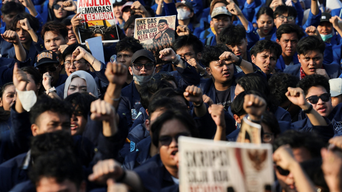 Indonesia's Free Meal Programme Faces Mounting Pressure as Competing Protests Erupt Over Costs and Corruption