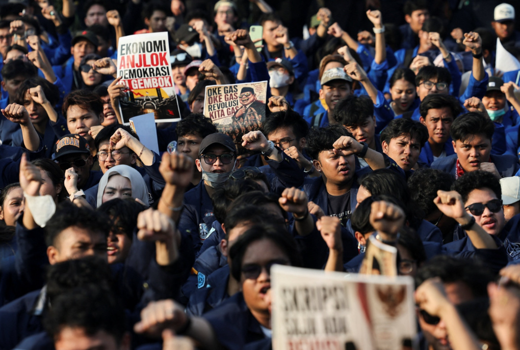 Indonesia's Free Meal Programme Faces Mounting Pressure as Competing Protests Erupt Over Costs and Corruption