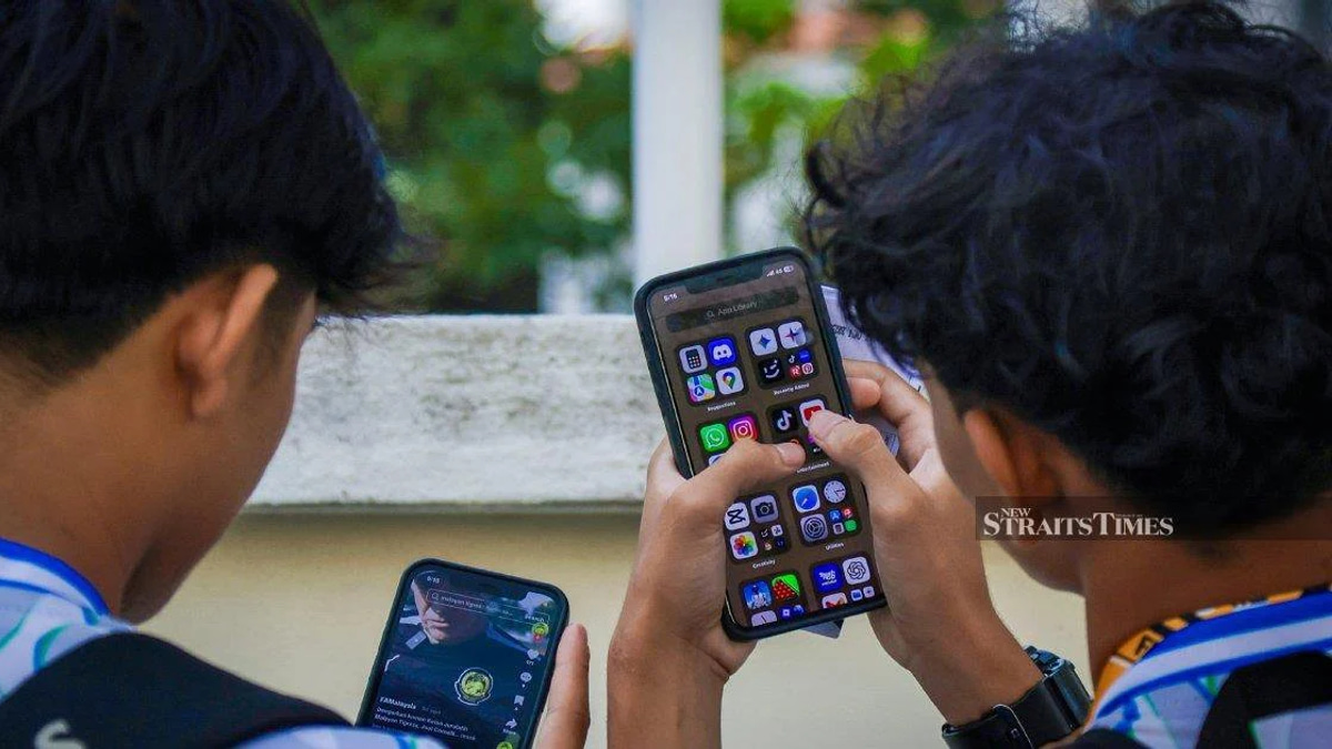 Tech Giants Face RM10 Million Penalty for Failing Age Verification Compliance, Fahmi Warns