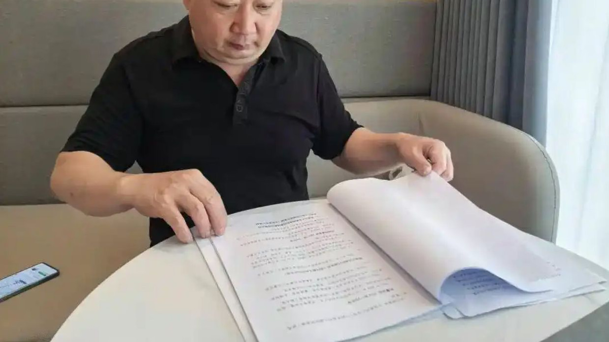 Chinese Father Sues Gaming Giants Over Son's Addiction, Seeks Tighter Protections for Minors