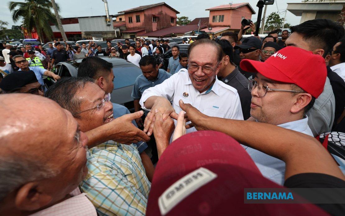 Malaysia to Push Energy Security Agenda During Putin Meeting, Anwar Says