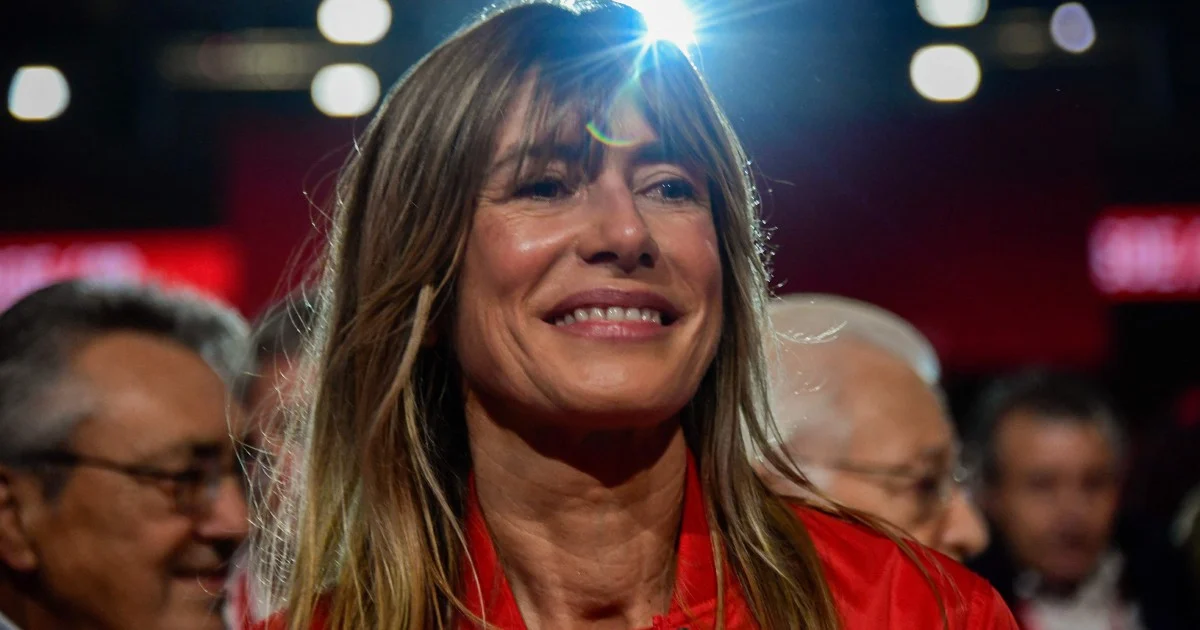 Spanish Court Blocks PM's Wife from Leaving Country, Orders Trial on Corruption Charges