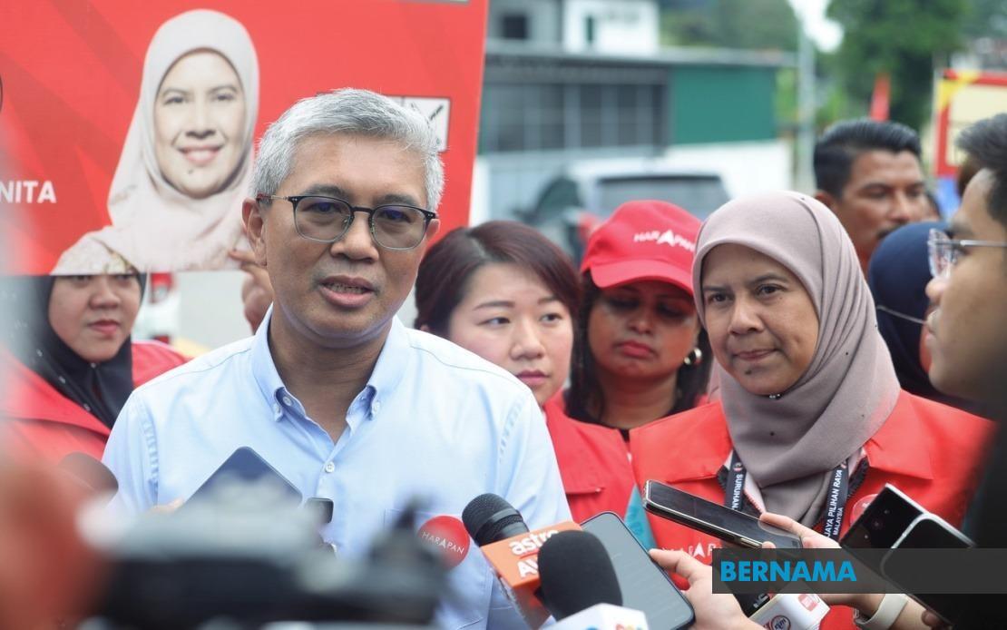 Tengku Zafrul: Voter Support Strong for PH's Pilah Candidate