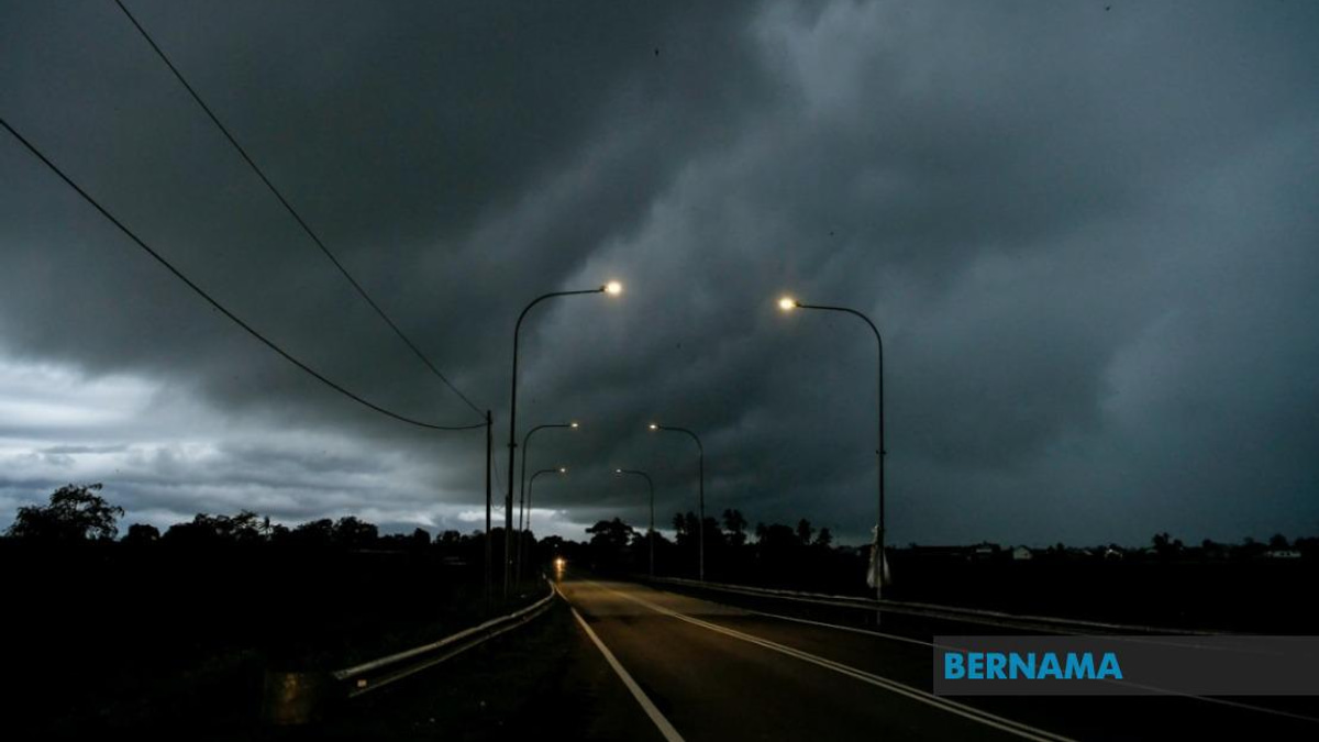 Nine States and Labuan Brace for Thunderstorms This Evening