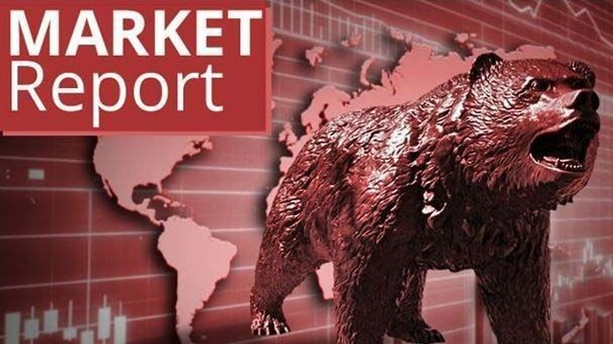 Malaysian stocks drift lower as banking and plantation sectors lead selloff