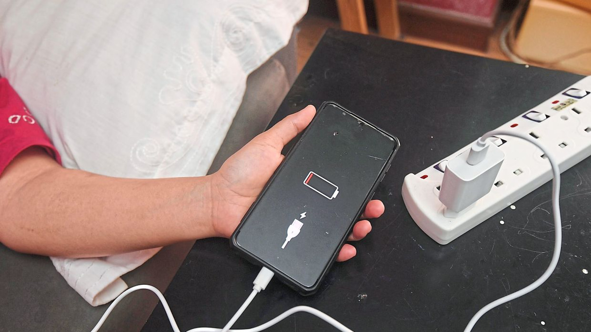 RM14.2 Million Lost to Device Charging Fires: Malaysia's Fire Department Warns of Unsafe Practices