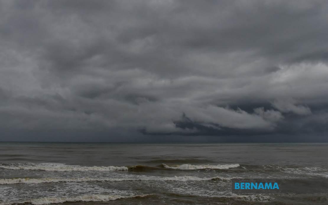 MetMalaysia Issues Severe Weather Alert for Multiple States Until 9pm Tonight
