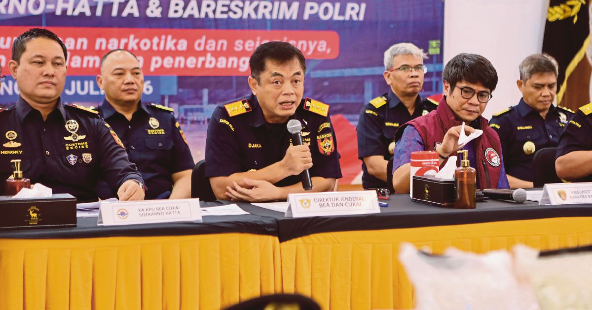 CAAM Launches Investigation Into Security Protocols Following Malaysia Airlines Pilot's Drug Arrest in Jakarta