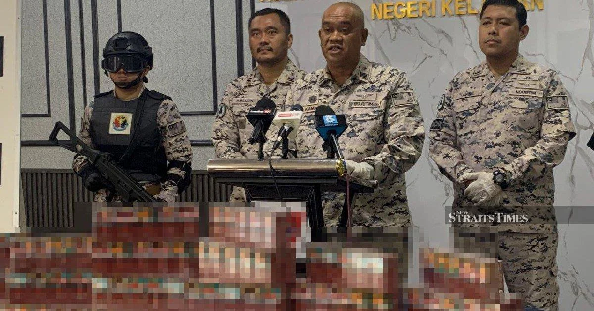 MMEA Intercepts RM212,000 Contraband Cigarette Cache in Kelantan River