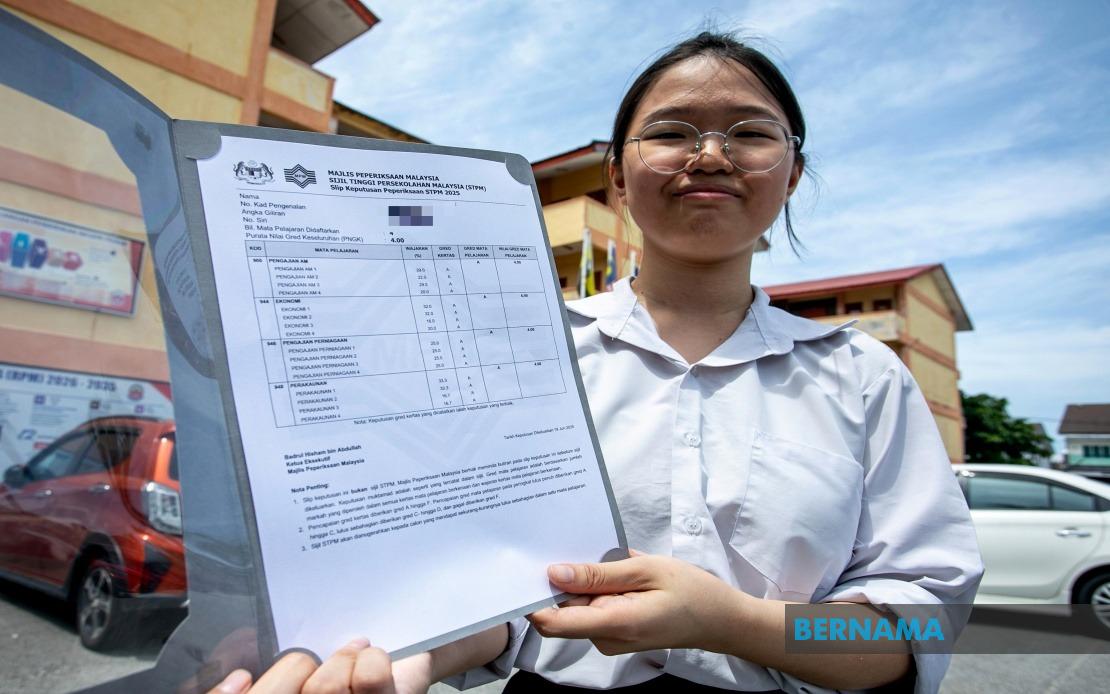 Five Hours of Daily Revision Leads SMK Jalan Tasek Student to Four A's in STPM