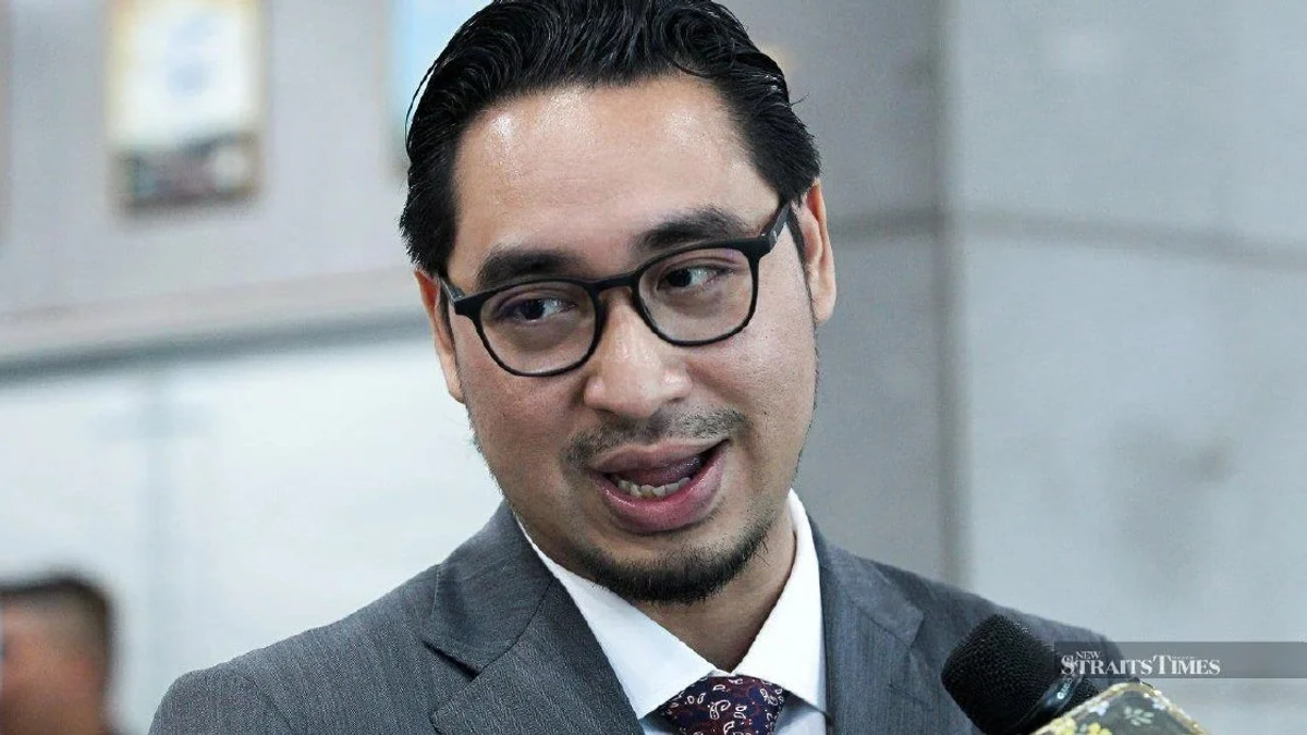 Bersatu teetering on edge as leadership struggles mount, says Machang MP