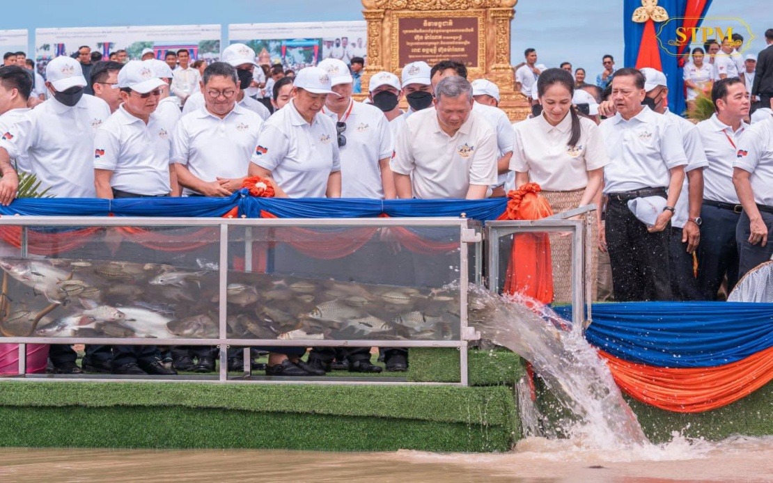 Cambodia's PM Hun Manet Moves to Tackle Illegal Fishing Threatening Fish Stocks
