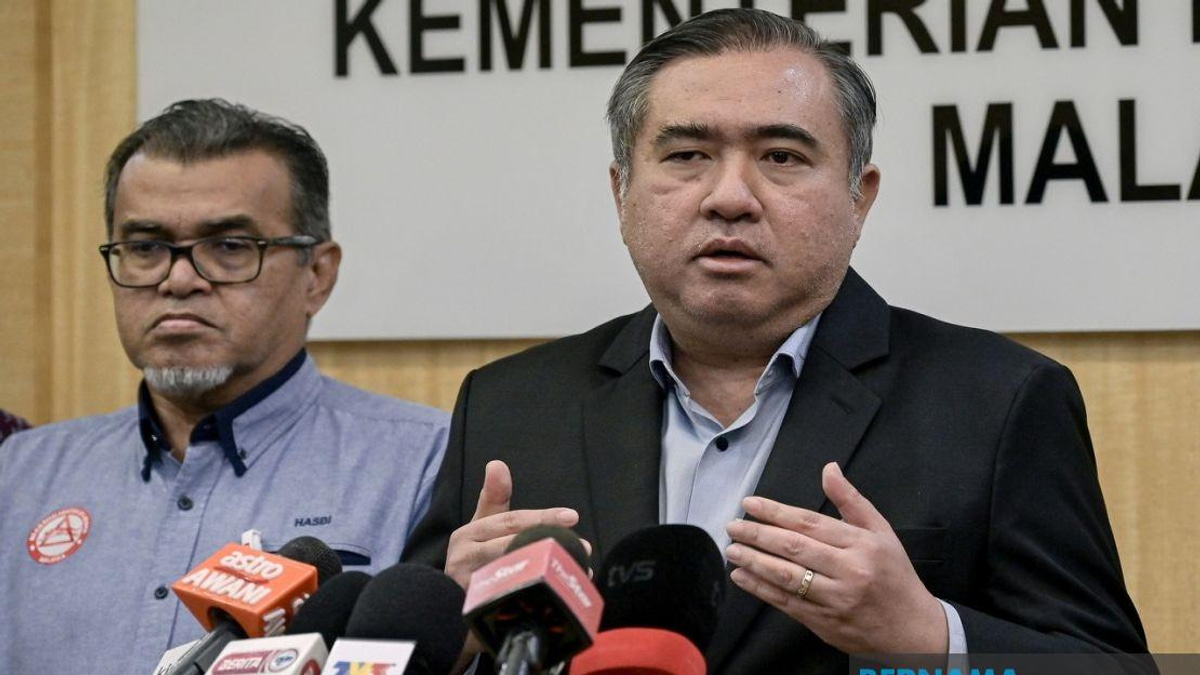 Government Does Not Interfere in Port Management Appointments, Says Loke