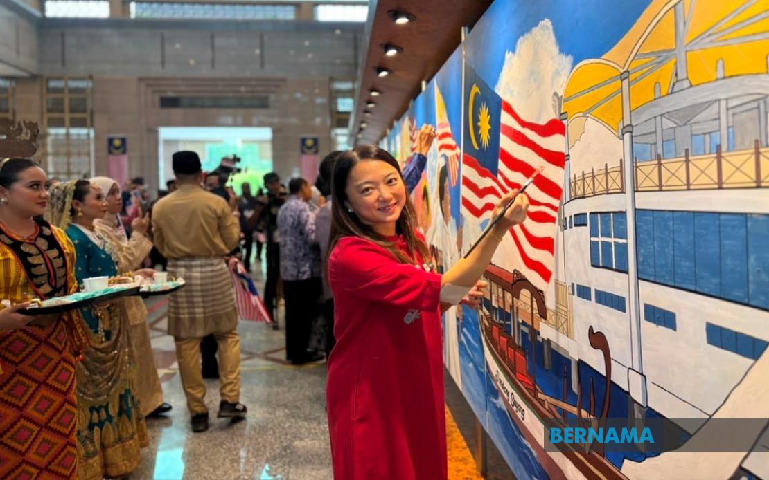 Over 62,000 National Flags Distributed Across Federal Territories for HKHM 2026