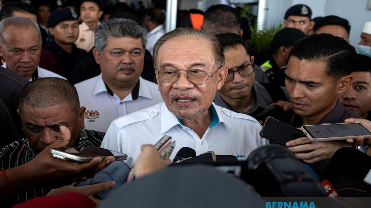 PM Warns Coalition Partners Against Public Attacks During State Campaign