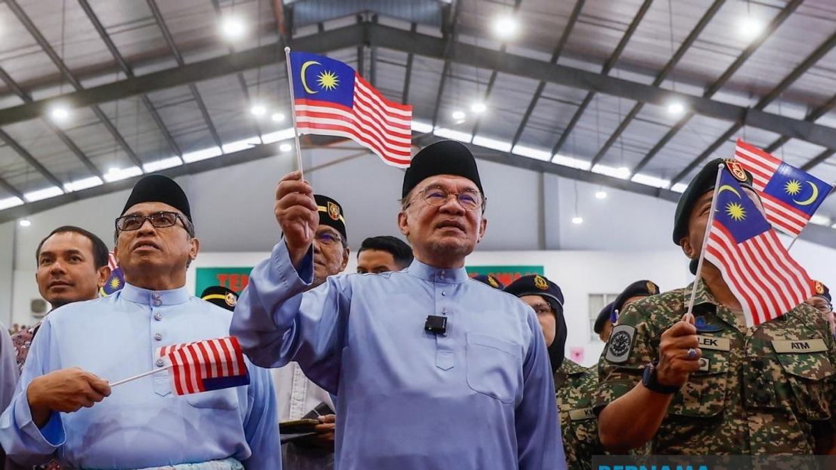 PM Anwar Calls for Clean Campaign in Negeri Sembilan Poll, Warns Against Slanderous Tactics
