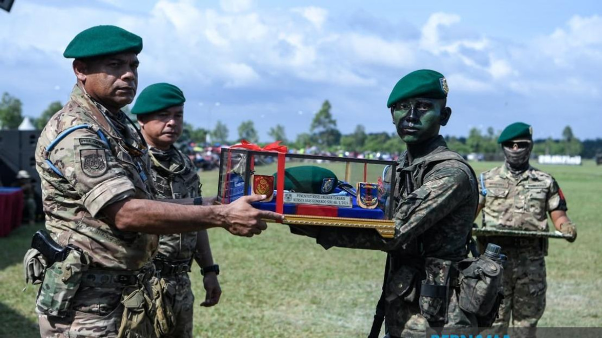 From Failure to Top Honour: Young Officer Overcomes Setback to Lead Commando Class