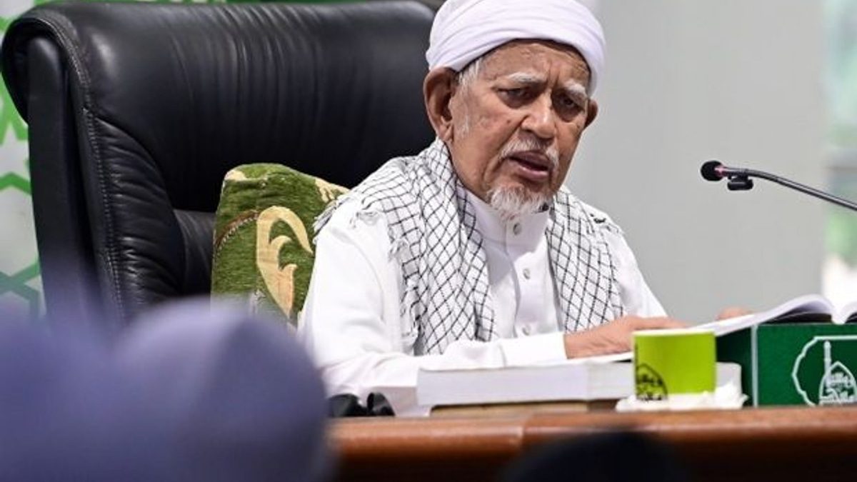 PAS Ascendancy in Johor Sends Tremors Through East Malaysian Politics