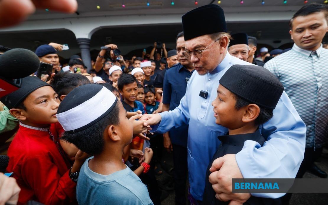 Malaysia's Israeli Entry Ban Is About Opposing Oppression, Not Anti-Semitism, Says Anwar