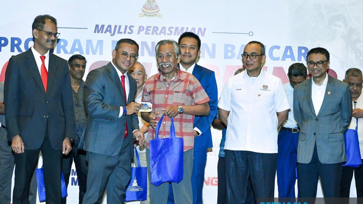 Selangor Distributes Shopping Vouchers to Nearly 8,400 Non-Pensioned Military and Police Veterans