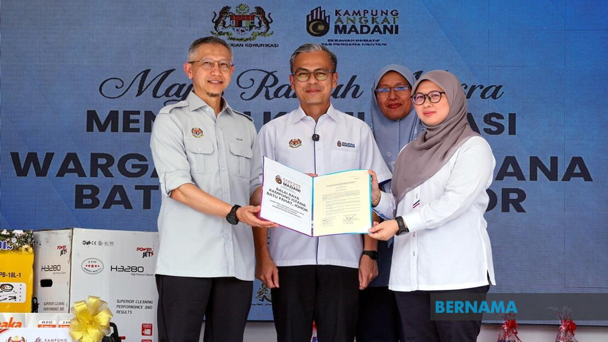 Johor Election About State's Future, Not Individual Leaders, Says Fahmi