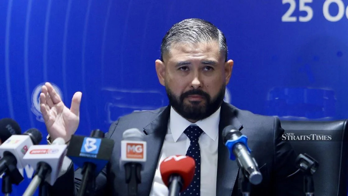Johor Regent Disputes PM's 'Leakage' Claim, Blames Federal Retention of State Revenue