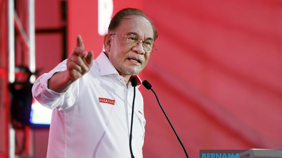 Johor Needs Visionary Leaders, Says Anwar as PH Launches Campaign