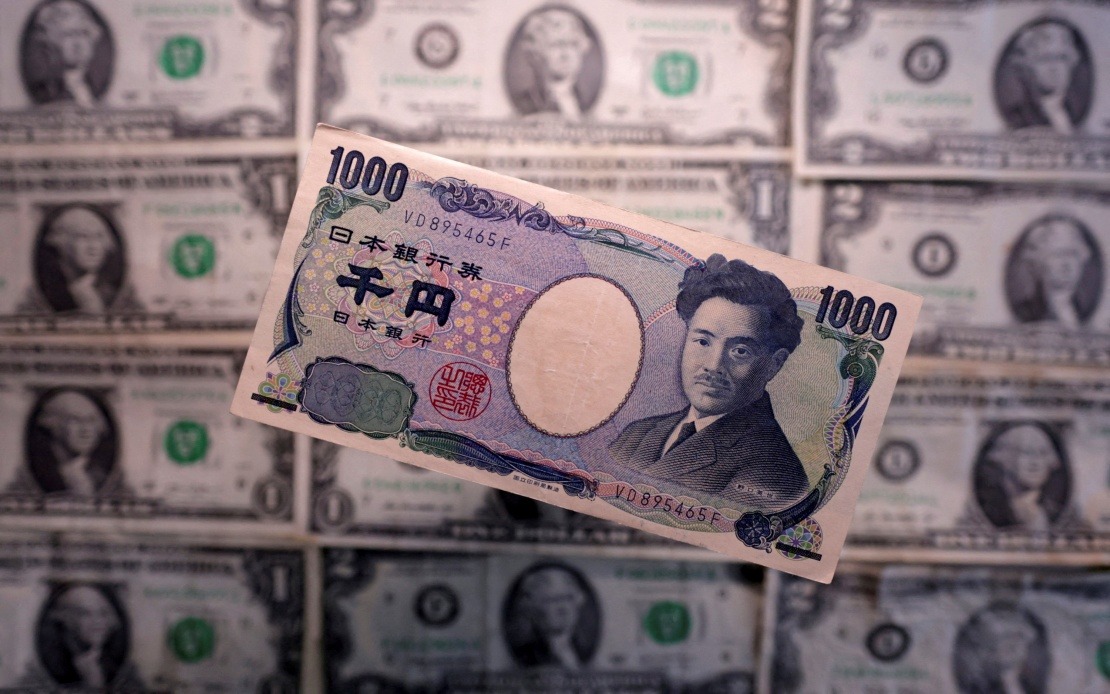Japanese Yen Surges Past 158 Against Dollar as Intervention Speculation Mounts