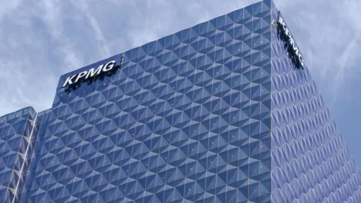 KPMG Australia's Chairman and Two Partners Resign Amid Audit Scandal
