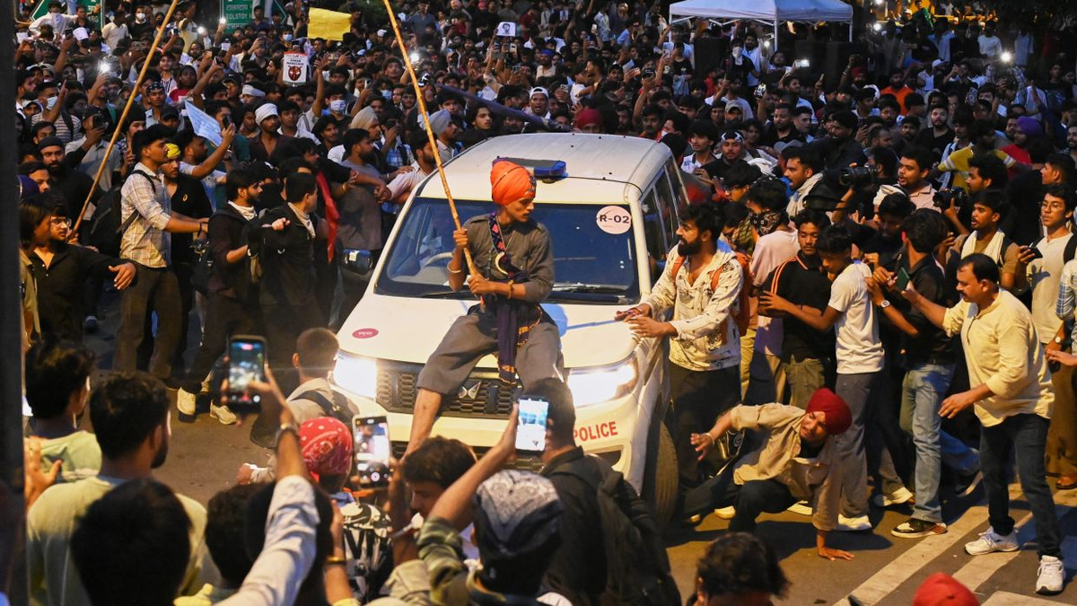 Modi Faces Growing Youth Revolt as Exam Fraud Sparks Largest Delhi Protests in Five Years