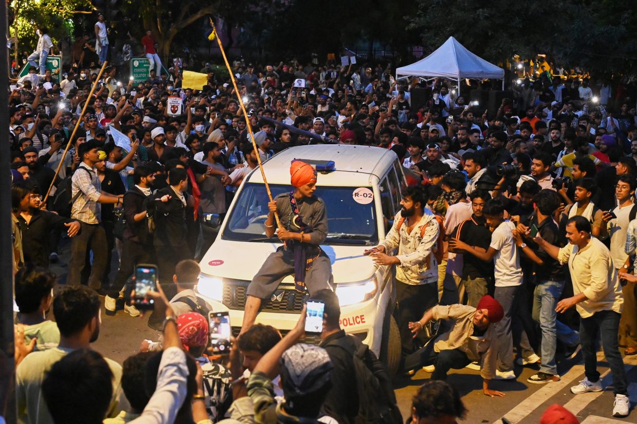 Modi Faces Growing Youth Revolt as Exam Fraud Sparks Largest Delhi Protests in Five Years