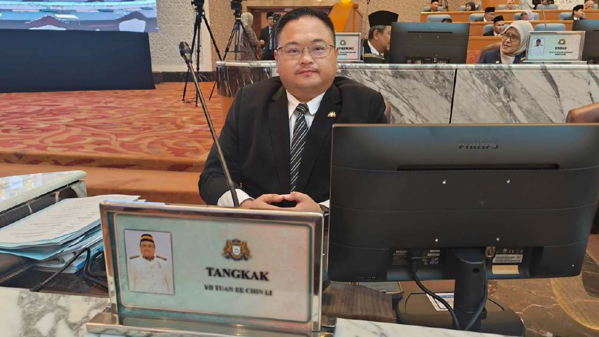 PH's Ee Chin Li to Face BN's How Chin Teck in Tangkak State Contest