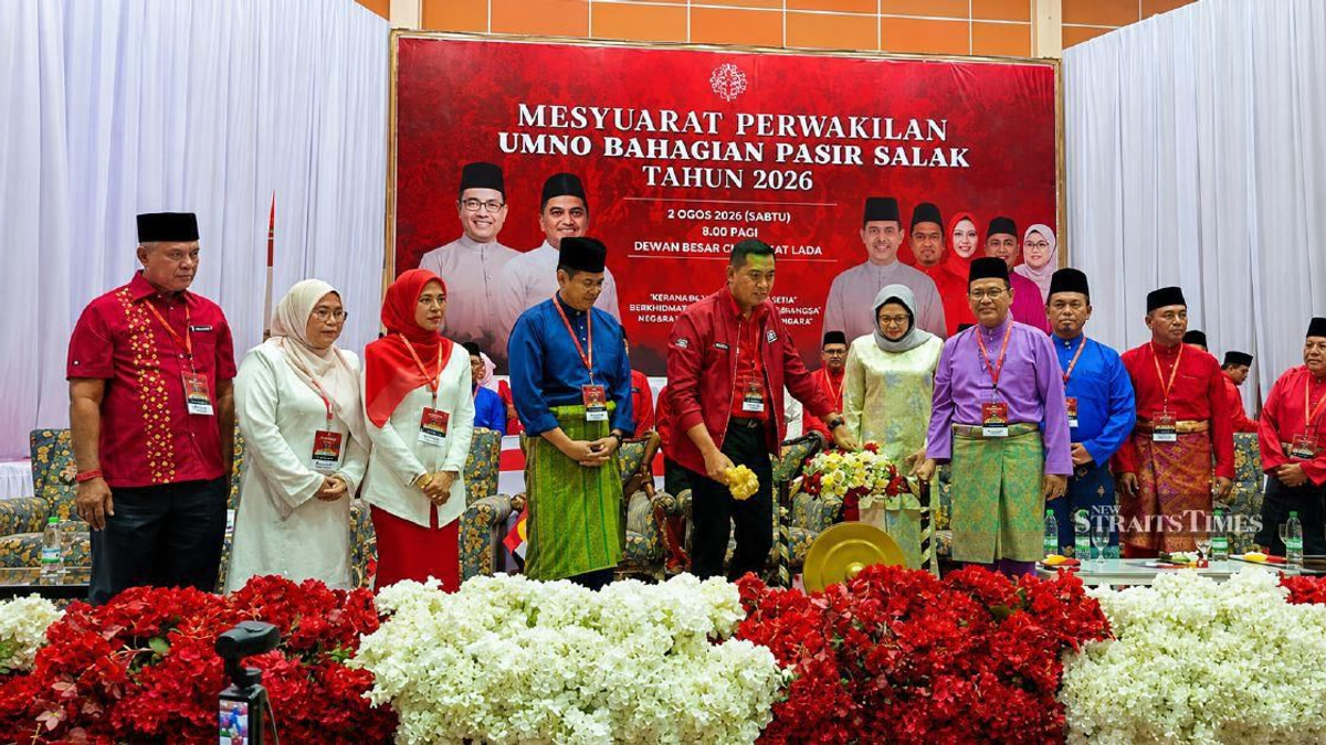 Umno divisions must have say in seat deals with PN, insists youth chief Akmal
