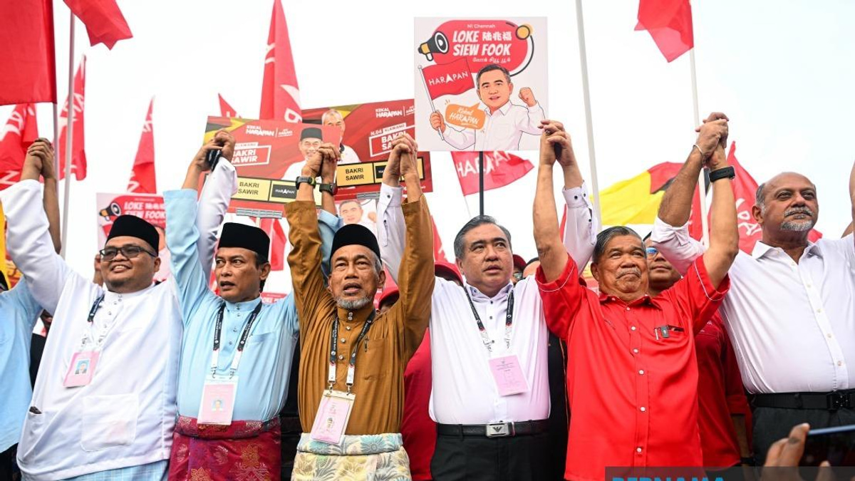Anthony Loke Set for Tight Rematch in Chennah as BN's Siow Kong Choon Challenges DAP Stronghold