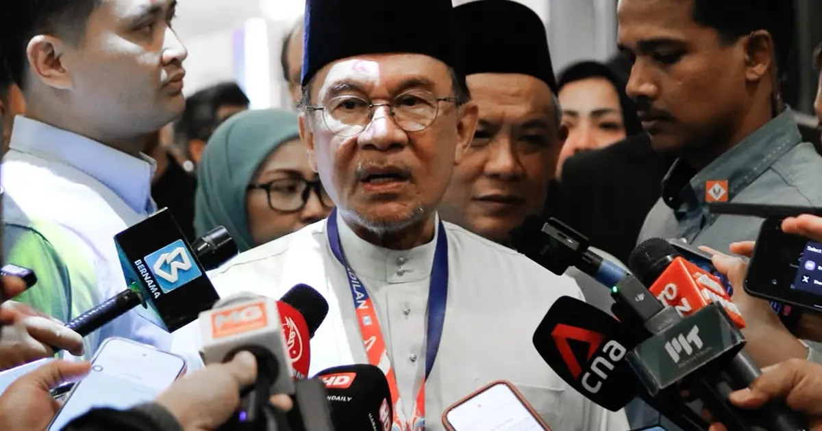 Anwar Dismisses Trust Concerns With Zahid, Attributes Remarks to KJ's Individual Position