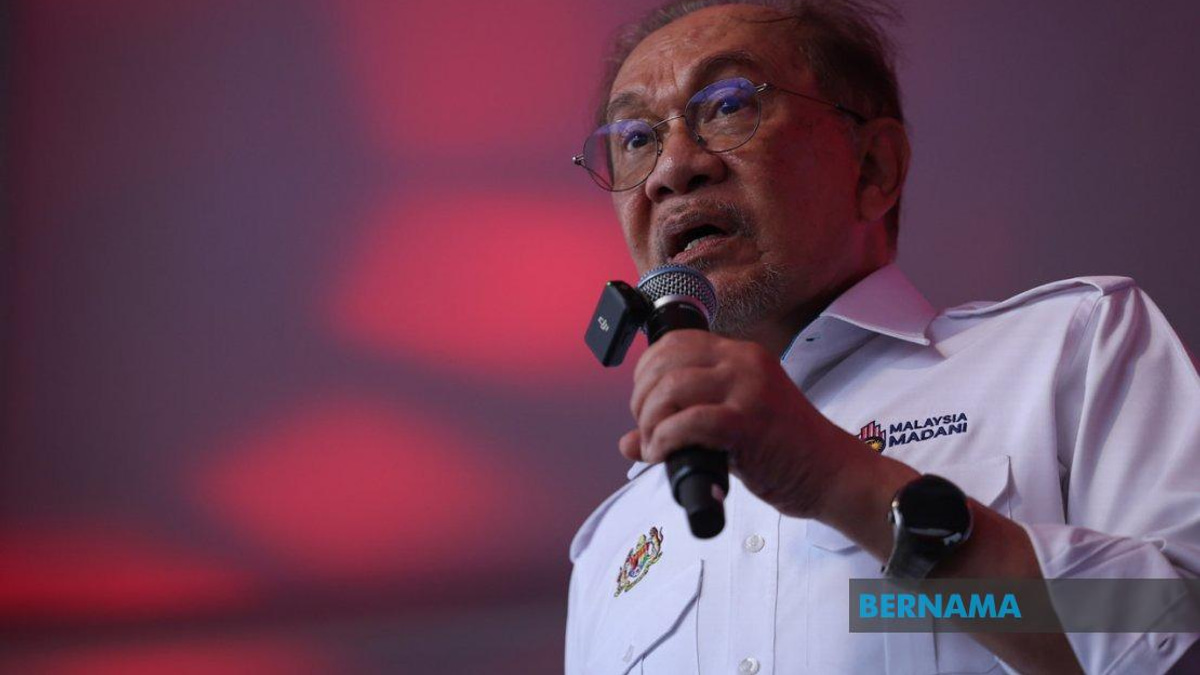 Those Responsible for TH Losses Will Face Justice, Anwar Pledges