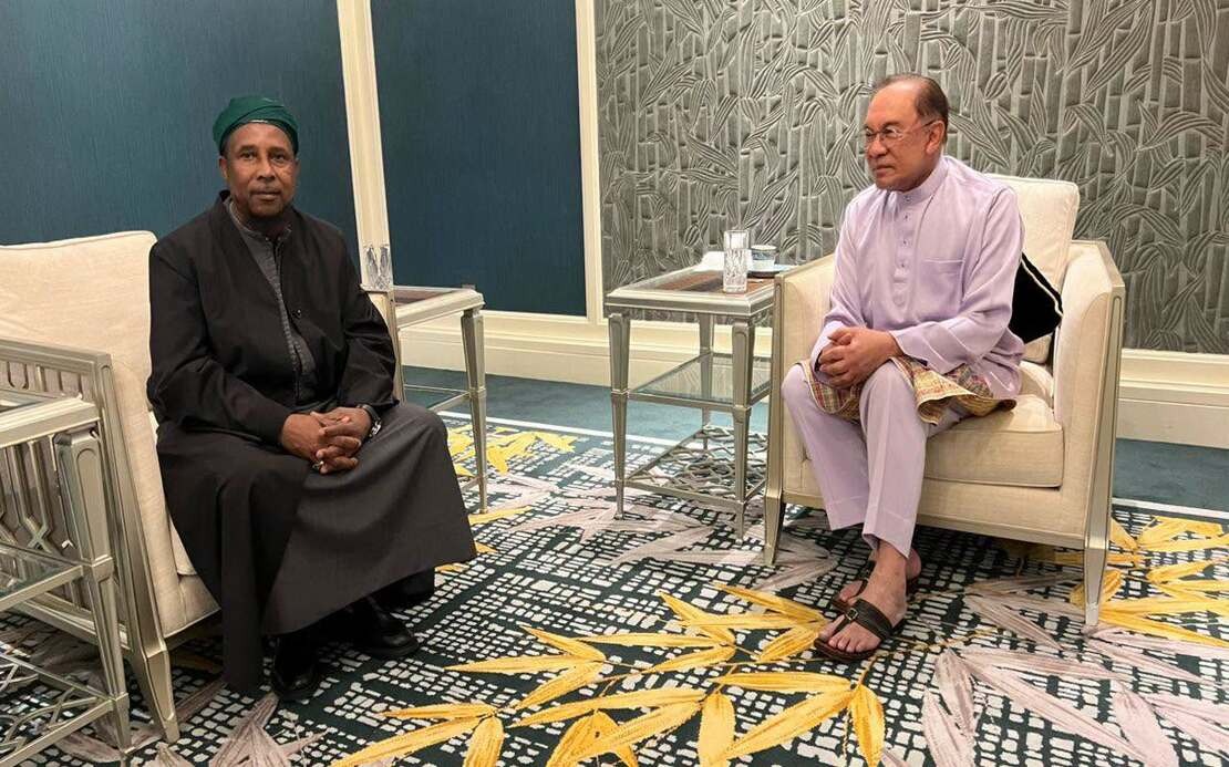 PM Anwar Bids Farewell to Gambian Islamic Scholar After Month-Long Dakwah Tour