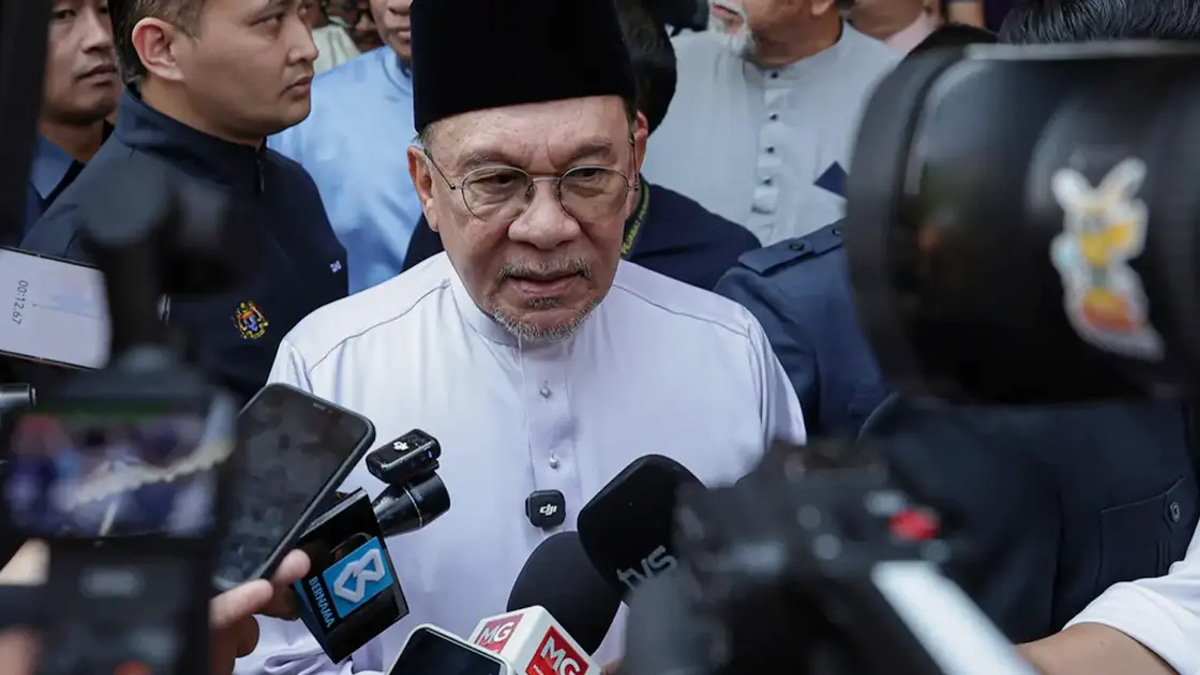 Anwar: Strong Approval Ratings Must Drive Government to Work Harder