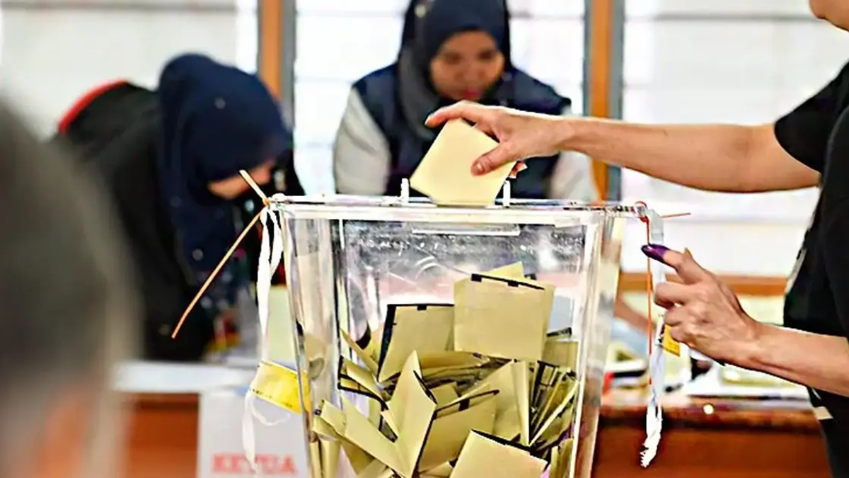 Young Voters Emerging as Kingmakers in Johor Election Race