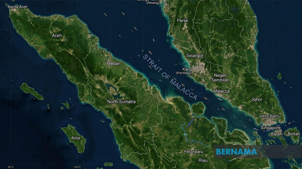 Indonesia and Singapore Pledge Unified Front on Strait of Malacca Security